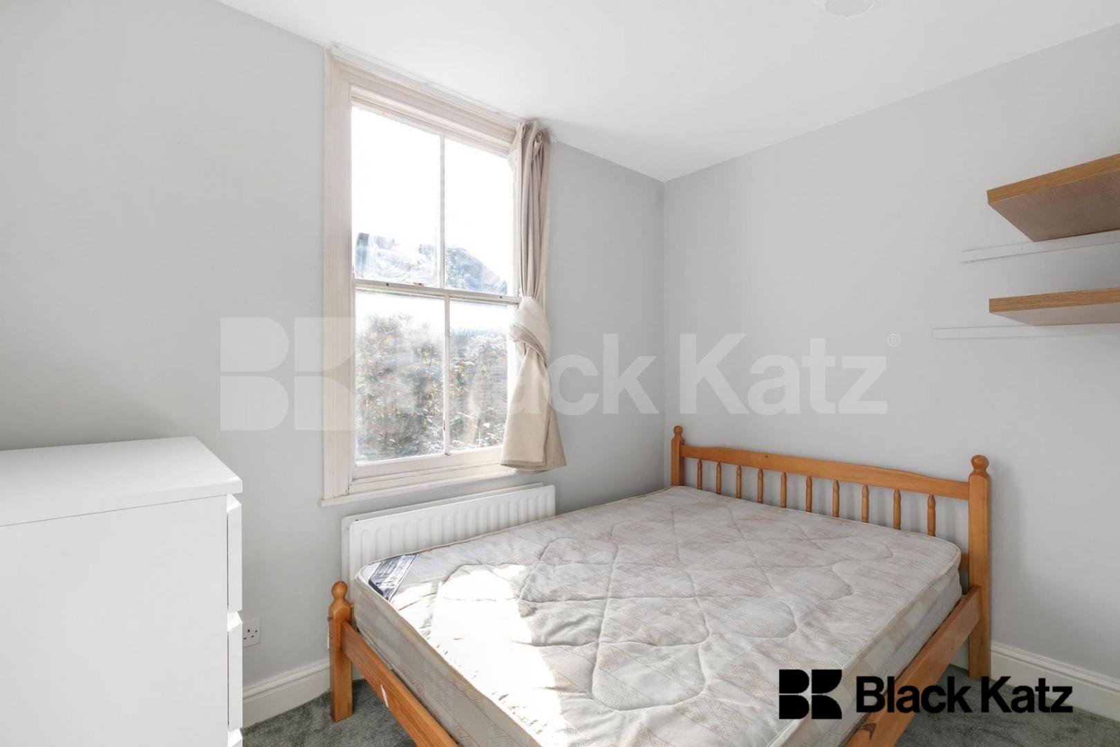 Charming 5-Bed Georgian Gem in SE15: Ideal for Students and Sharers Friary Road, Peckham